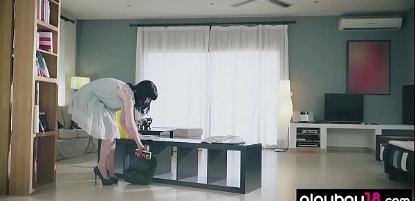  Pale skinned busty babe naked housekeeping session